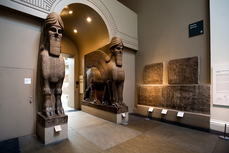 British-Museum-London-Assyrian-winged-lions-1